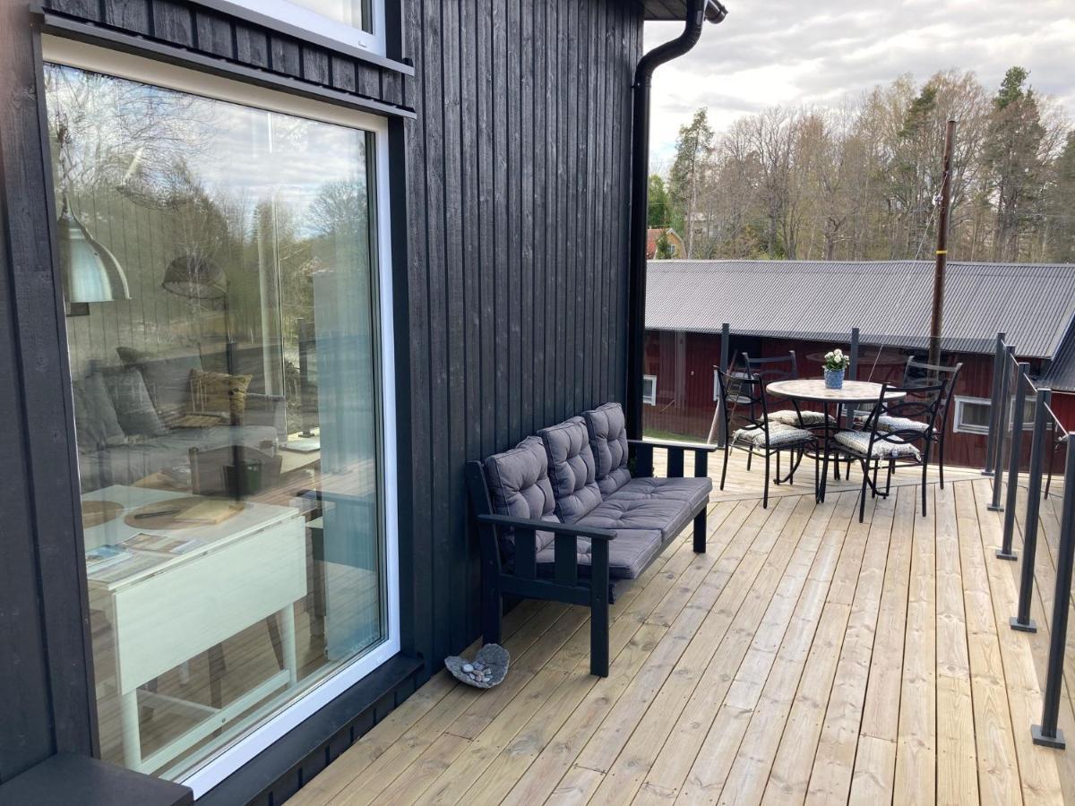 Cabin In The Woods, Close To Lake Maelaren Эскильстуна Экстерьер фото